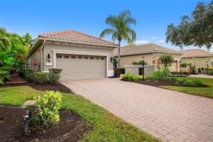 7423 WEXFORD COURT, LAKEWOOD RANCH, FL 34202 - MLS#MFRA4674758