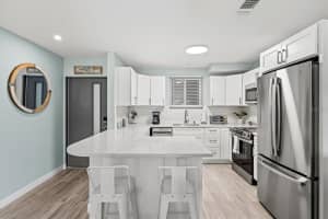 500 S Washington Dr #2a, SARASOTA