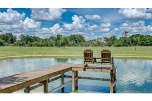 560 OAKFORD ROAD, SARASOTA, FL 34240 - MLS#MFRA4674764