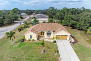 3297 Polka St, NORTH PORT