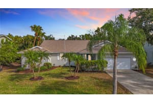 4779 MAID MARIAN LANE LANE, SARASOTA, FL 34232 - MLS#MFRA4674785