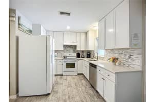 5703 18 STREET, BRADENTON, FL 34207 - MLS#MFRA4674786