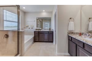 18304 THISTLEBERRY PLACE, LAKEWOOD RANCH, FL 34211 - MLS#MFRA4674800