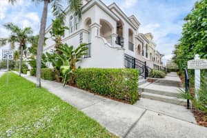 455 NOKOMIS AVENUE, VENICE, FL 34285 - MLS#MFRA4674872