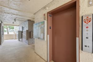 3839 LAKE BAYSHORE DRIVE, BRADENTON, FL 34205 - MLS#MFRA4674884