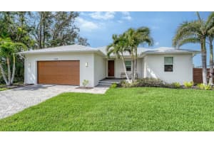 6136 Hollywood Blvd, SARASOTA 6136 Hollywood Blvd, SARASOTA