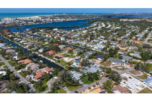 6136 HOLLYWOOD BOULEVARD, SARASOTA, FL 34231 - MLS#MFRA4674886