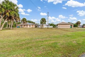 11869 NEWGATE AVENUE, PORT CHARLOTTE, FL 33981 - MLS#MFRA4674898