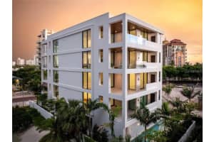 509 GOLDEN GATE POINT, SARASOTA, FL 34236 - MLS#MFRA4674933