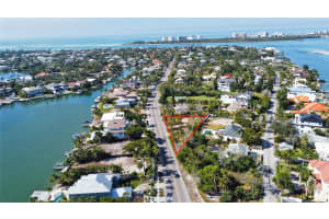 831 SIESTA DRIVE, SARASOTA, FL 34242 - MLS#MFRA4674955