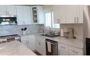 6400 FLOTILLA DRIVE, HOLMES BEACH, FL 34217 - MLS#MFRA4674958