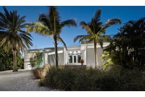 1235 CENTER PLACE, SARASOTA, FL 34236 - MLS#MFRA4674992