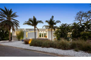 1235 CENTER PLACE, SARASOTA, FL 34236 - MLS#MFRA4674992