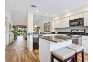 4610 WEYBRIDGE #24, SARASOTA, FL 34235 - MLS#MFRA4675023