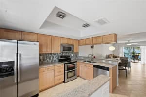 7845 EAGLE CREEK DRIVE, SARASOTA, FL 34243 - MLS#MFRA4675028