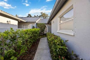 5721 CASA DEL SOL BOULEVARD, SARASOTA, FL 34233 - MLS#MFRA4675084