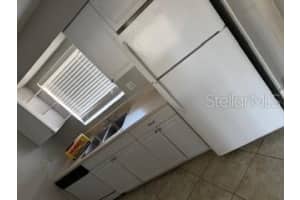 2744 HIDDEN LAKE BOULEVARD, SARASOTA, FL 34237 - MLS#MFRA4675119