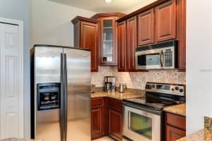 3450 PARKRIDGE CIRCLE, SARASOTA, FL 34243 - MLS#MFRA4675127