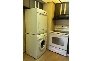 210 ELLIOT AVENUE, SARASOTA, FL 34232 - MLS#MFRA4675187