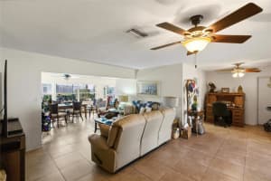 608 LA GORCE DRIVE, VENICE, FL 34293 - MLS#MFRA4675202