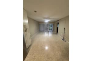 2155 WOOD STREET, SARASOTA, FL 34237 - MLS#MFRA4675223