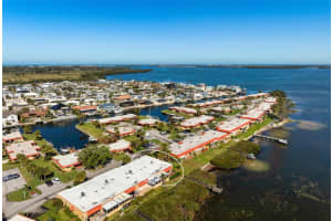 3875 Catalina Dr, BRADENTON