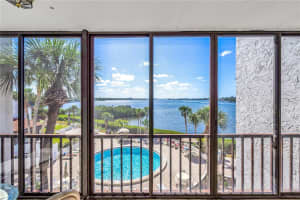 1602 Stickney Point Rd ##305, SARASOTA