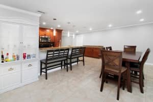 2490 HUFFTON CIRCLE, SARASOTA, FL 34235 - MLS#MFRA4675298