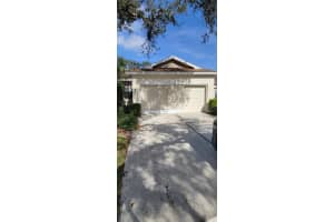 2608 NEWCOMB COURT, SUN CITY CENTER, FL 33573 - MLS#MFRA4675311