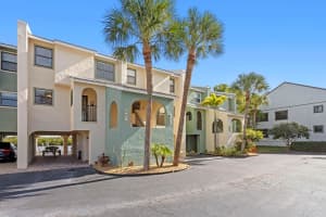 907 BAHIA DEL SOL DRIVE, RUSKIN, FL 33570 - MLS#MFRA4675337