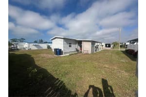 204 52ND AVENUE PLAZA EAST PLAZA, BRADENTON, FL 34203 - MLS#MFRA4675338
