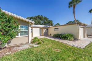 111 WHISPERING SANDS CIRCLE, SARASOTA, FL 34242 - MLS#MFRA4675340