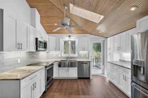 6851 LONGBOAT DRIVE, LONGBOAT KEY, FL 34228 - MLS#MFRA4675356