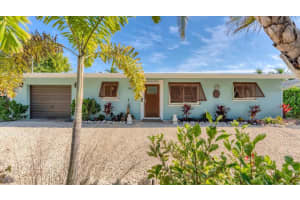 154 CRESCENT DRIVE, ANNA MARIA, FL 34216 - MLS#MFRA4675421