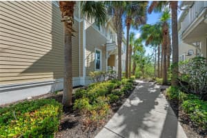 275 SAPPHIRE LAKE DRIVE, BRADENTON, FL 34209 - MLS#MFRA4675454