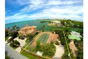 1356 HARBOR DRIVE, SARASOTA, FL 34239 - MLS#MFRA4675457
