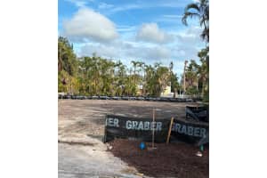 3473 HAMILTON AVENUE, SARASOTA, FL 34242 - MLS#MFRA4675479