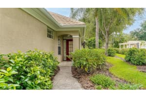 6715 PEBBLE BEACH WAY, LAKEWOOD RANCH, FL 34202 - MLS#MFRA4675484
