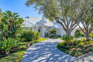 259 ROBIN DRIVE, SARASOTA, FL 34236 - MLS#MFRA4675575