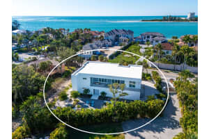 3939 HIGEL AVENUE, SARASOTA, FL 34242 - MLS#MFRA4675610