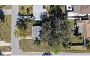 5529 NUTMEG AVENUE, SARASOTA, FL 34231 - MLS#MFRA4675620