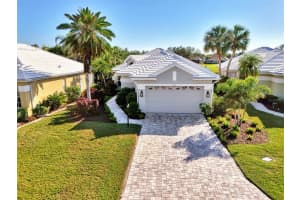 561 FALLBROOK DRIVE, VENICE, FL 34292 - MLS#MFRA4675638