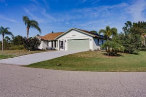 5418 WHITE AVENUE, PORT CHARLOTTE, FL 33981 - MLS#MFRA4675658