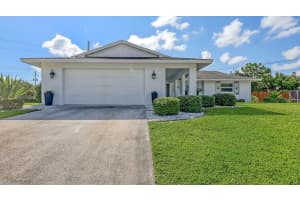 6717 Roxbury Dr, SARASOTA