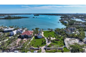 684 FREELING DRIVE, SARASOTA, FL 34242 - MLS#MFRA4675752