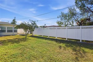 5619 BAYSHORE ROAD, PALMETTO, FL 34221 - MLS#MFRA4675812