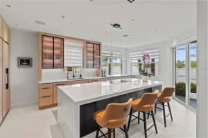 6427 MOORINGS POINT CIRCLE, LAKEWOOD RANCH, FL 34202 - MLS#MFRA4675821