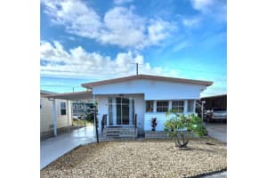 1912 IOWA AVENUE, BRADENTON, FL 34207 - MLS#MFRA4675852