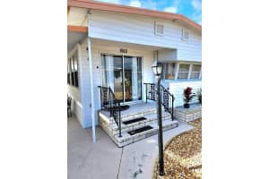 1912 IOWA AVENUE, BRADENTON, FL 34207 - MLS#MFRA4675852