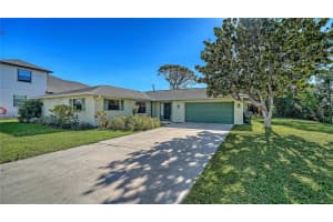 4250 SHAMROCK DRIVE, VENICE, FL 34293 - MLS#MFRA4675867